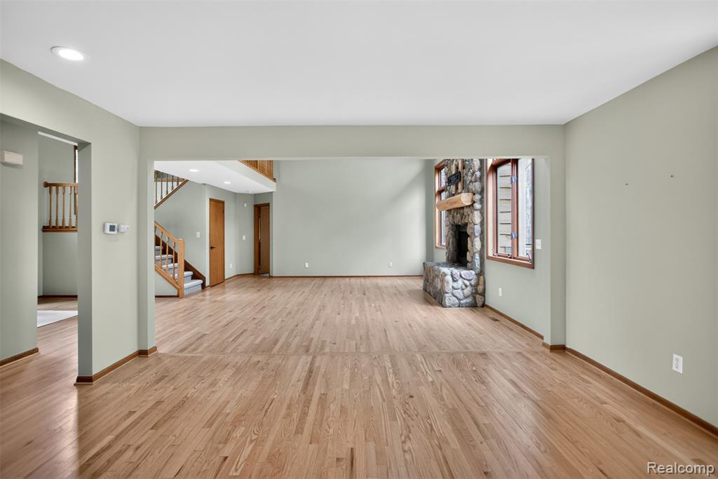 1960 Eastons Trail, Highland, MI — Photo 11