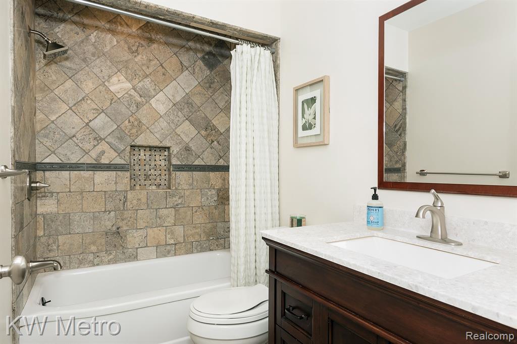 4309 ROBINWOOD Avenue, Royal Oak, MI 48073 — Photo 19