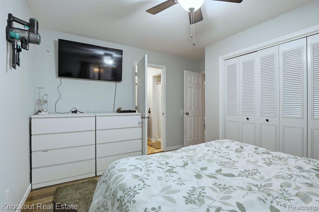4256 Emerald Drive, Bridgeport, MI 48722 — Photo 23