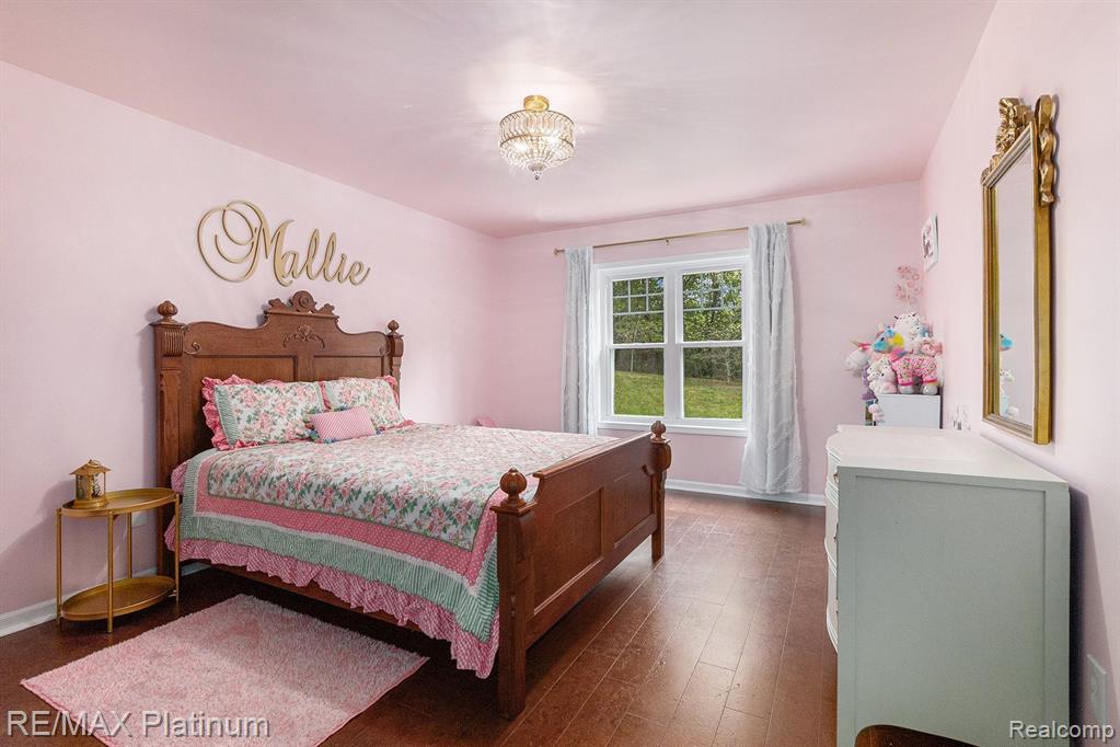 1055 WOODVALE, Milford, MI 48381 — Photo 17