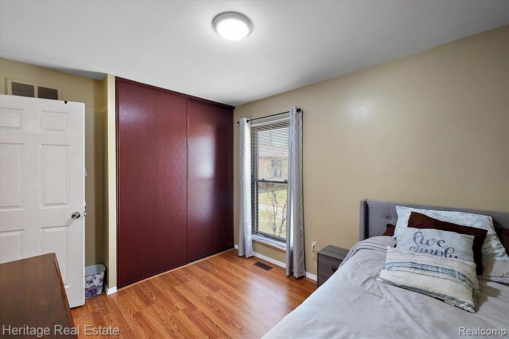 2855 ROUNDTREE Drive, APT 104 L, Troy, MI 48083 — Photo 17