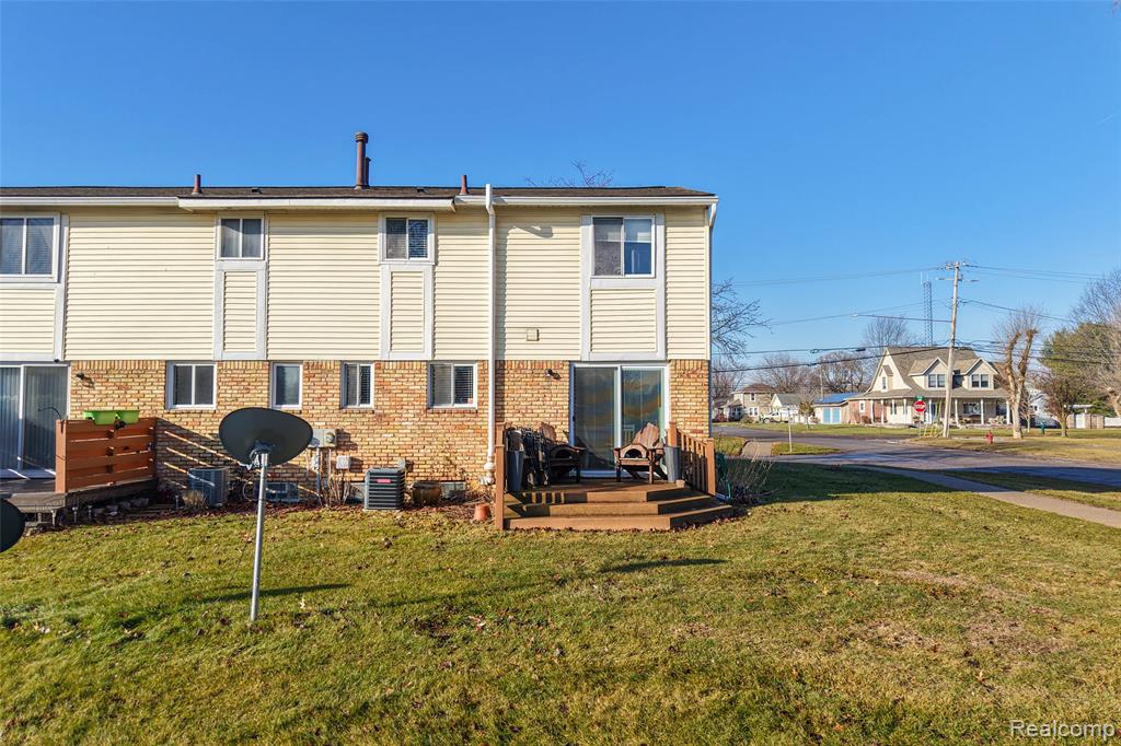 715 Cape Cod, 1, South Lyon, MI 48178 — Photo 29