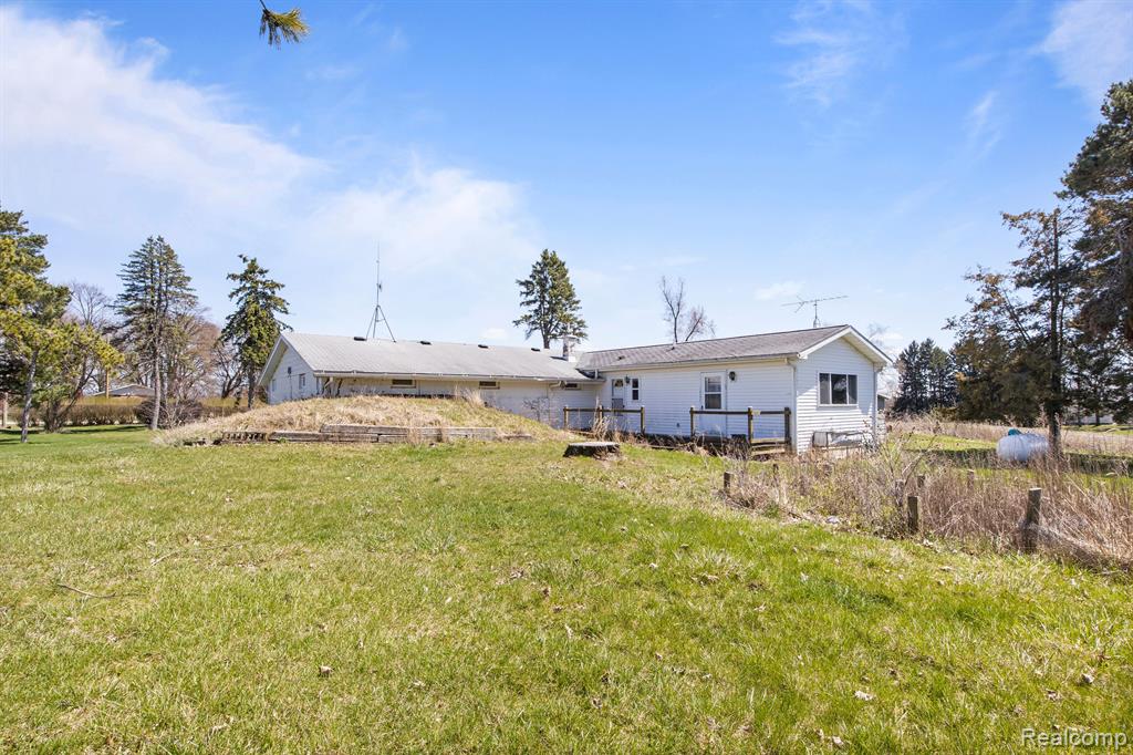 10610 N ADRIAN, Tecumseh, MI 49286 — Photo 13