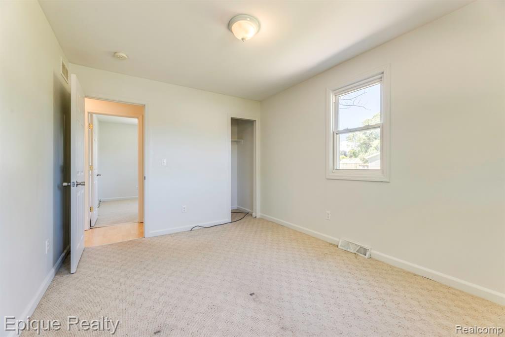 7520 Sunset Boulevard, Lexington, MI 48450 — Photo 12