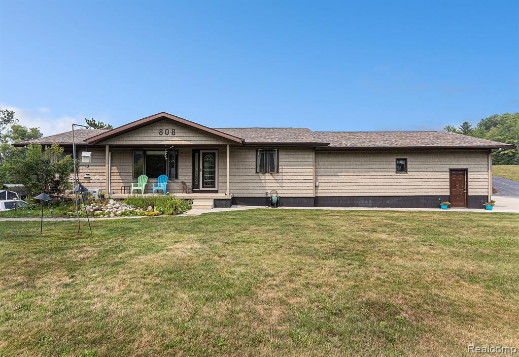 808 S Dow Road, MI 48661 — Photo 47