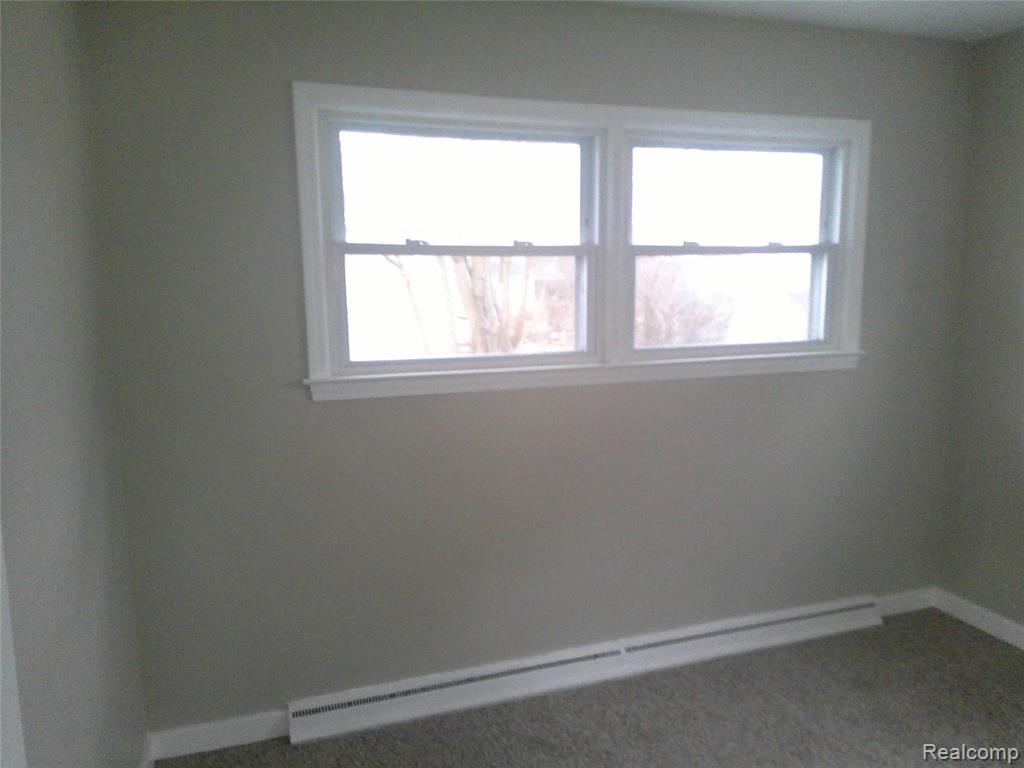 4502 Huckleberry Lane, Flint, MI 48507 — Photo 16