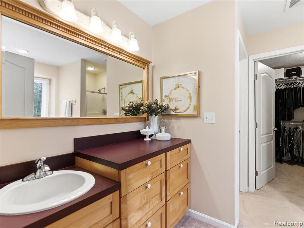 1393 Eden Gardens Drive, Fenton, MI 48430 — Photo 22