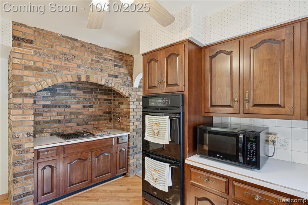 7750 Sleepy Hollow Drive, Northville, MI 48168 — Photo 16