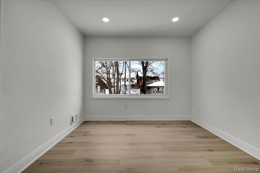 16864 Santa Rosa Drive, Detroit, MI 48221 — Photo 8