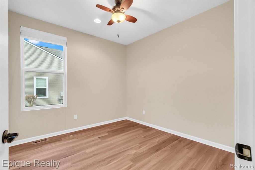 9415 Sand Hill Drive, Grand Blanc, MI 48439 — Photo 30