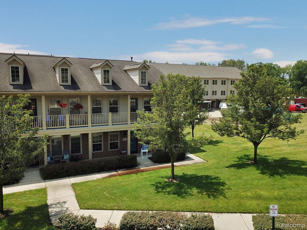 490 Village Drive, Walled Lake, MI 48390 — Photo 20