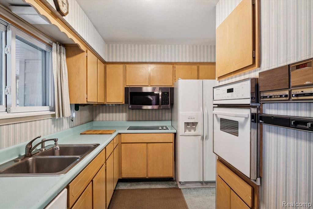 862 JUNEAU Road, Ypsilanti, MI 48198 — Photo 14