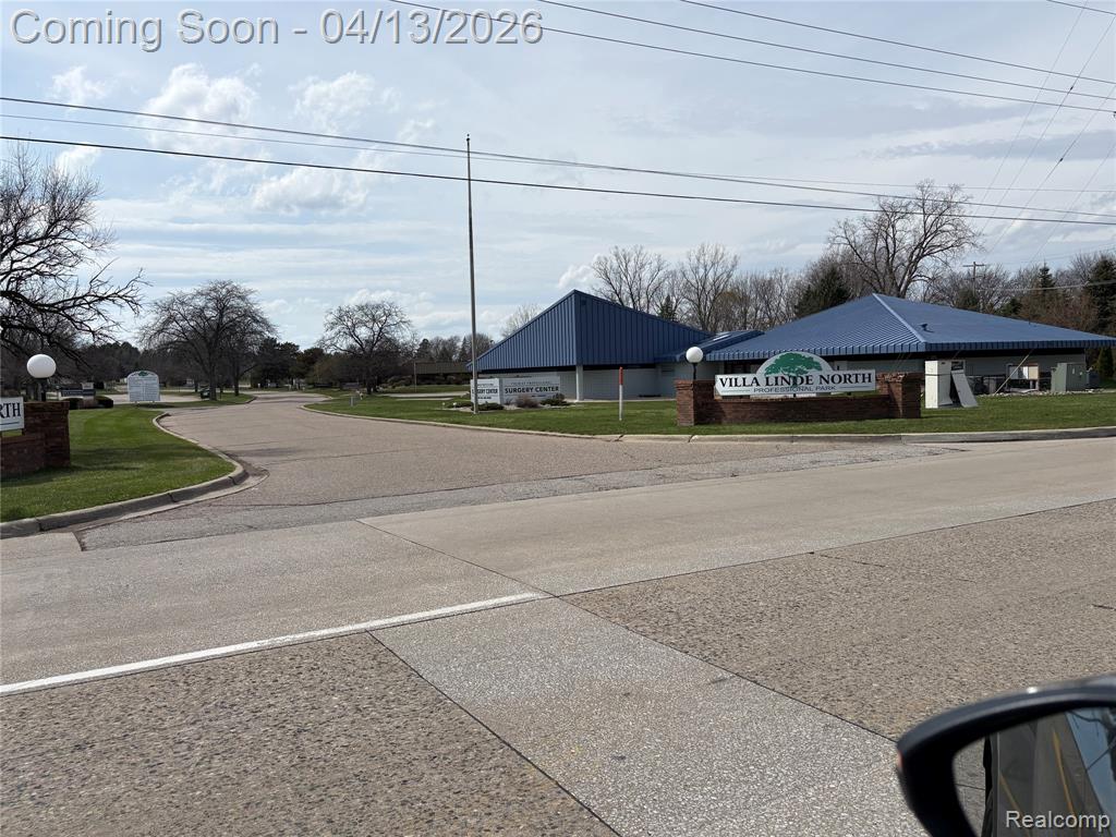 5040 Villa Linde Parkway, Flint, MI 48532 — Photo 7