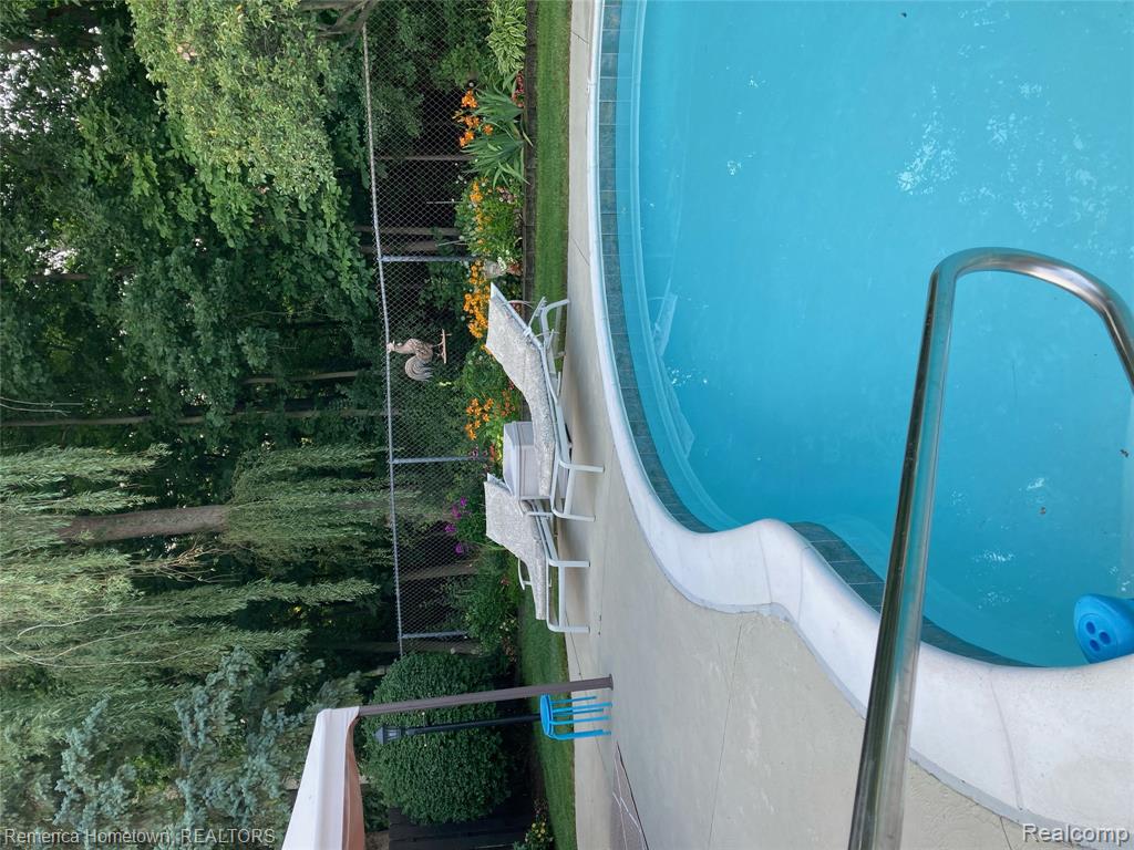 46490 Bartlett Drive, Canton, MI 48187 — Photo 36