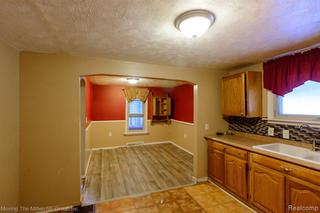6198 Princess Street, Taylor, MI 48180 — Photo 10