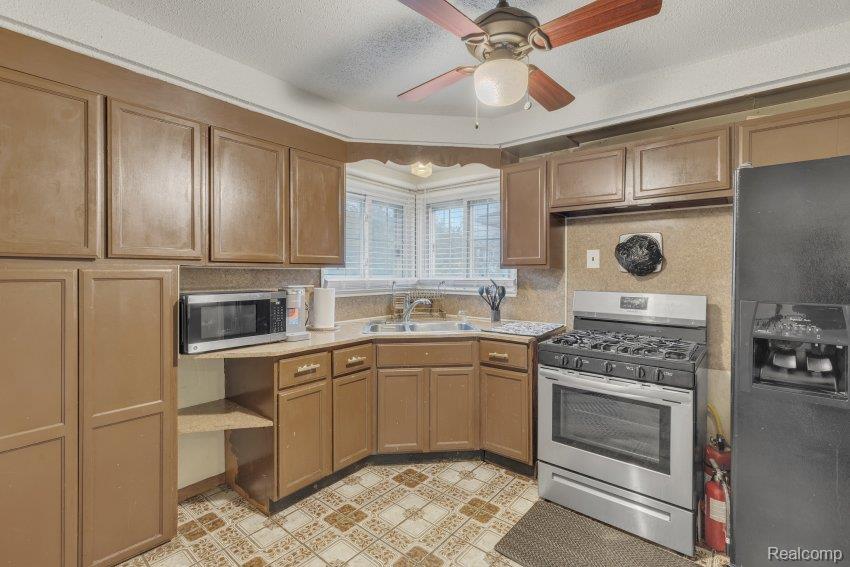 4941 Julius Boulevard, Westland, MI 48186 — Photo 6