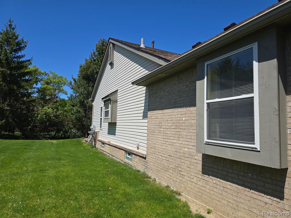 42341 PARK RIDGE Way, Clinton Twp, MI 48038 — Photo 37