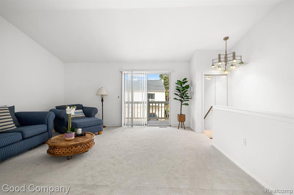 2068 Hidden Meadows Drive, unit D, Walled Lake, MI 48390 — Photo 3