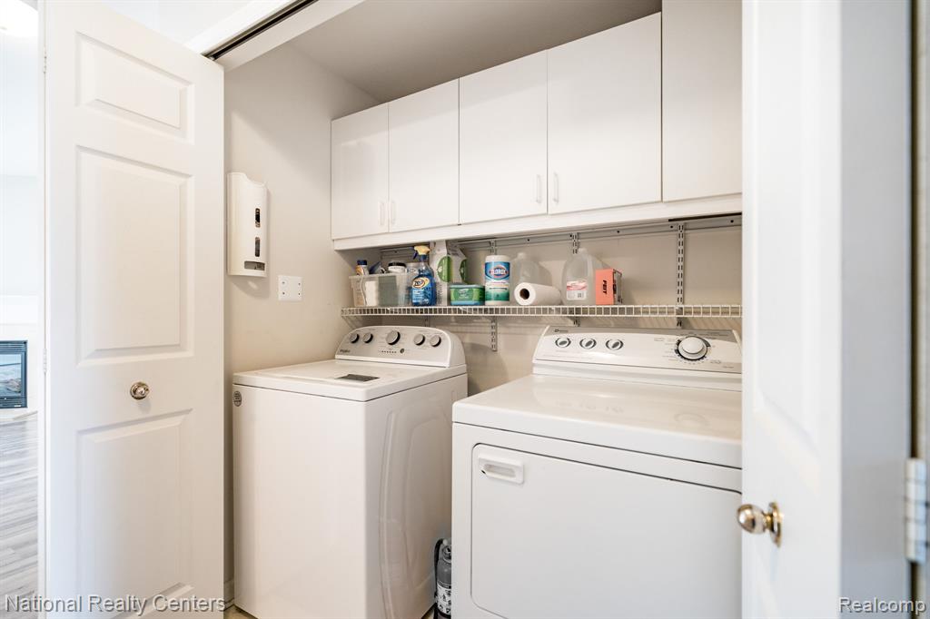 1291 Azalea Lane, 120, Waterford, MI 48327 — Photo 17