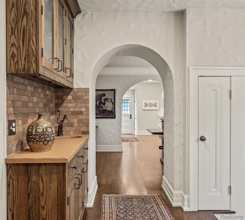 404 LINDEN Road, Birmingham, MI 48009 — Photo 18