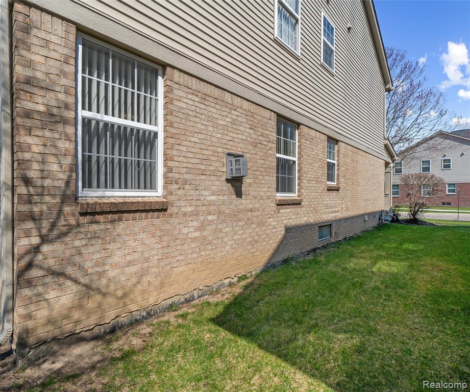 4090 Brighton Lane, 91, Canton, MI 48188 — Photo 63