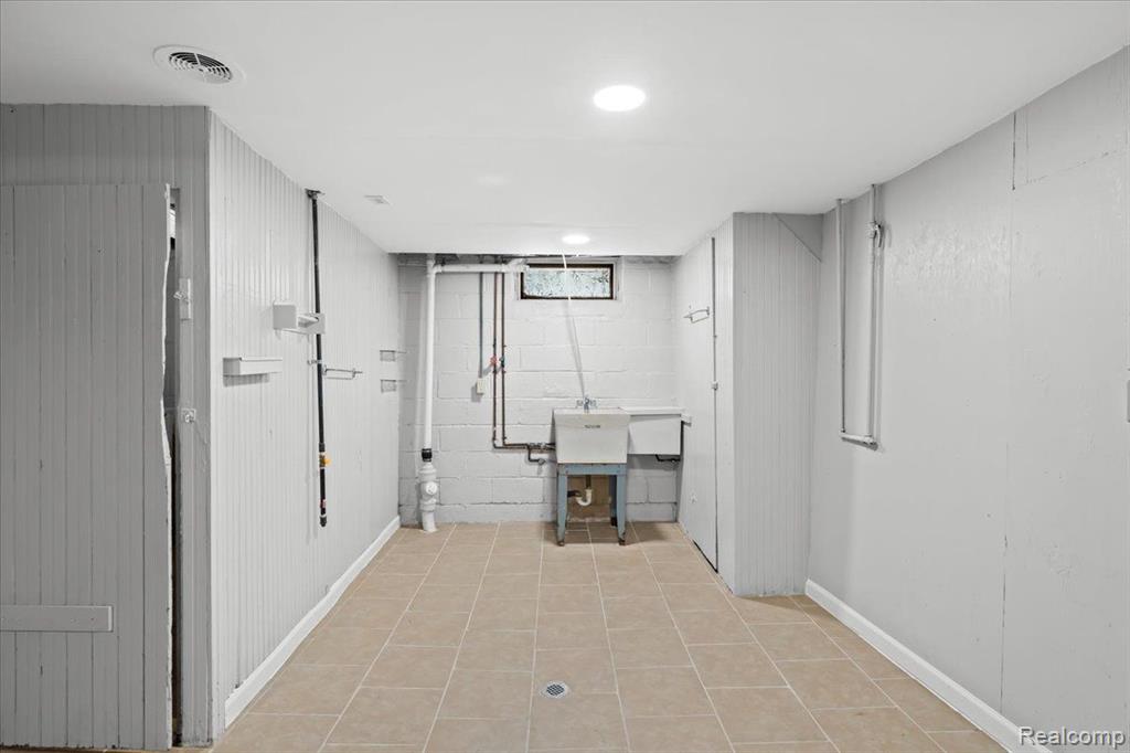7241 PAYNE Avenue, Dearborn, MI 48126 — Photo 24