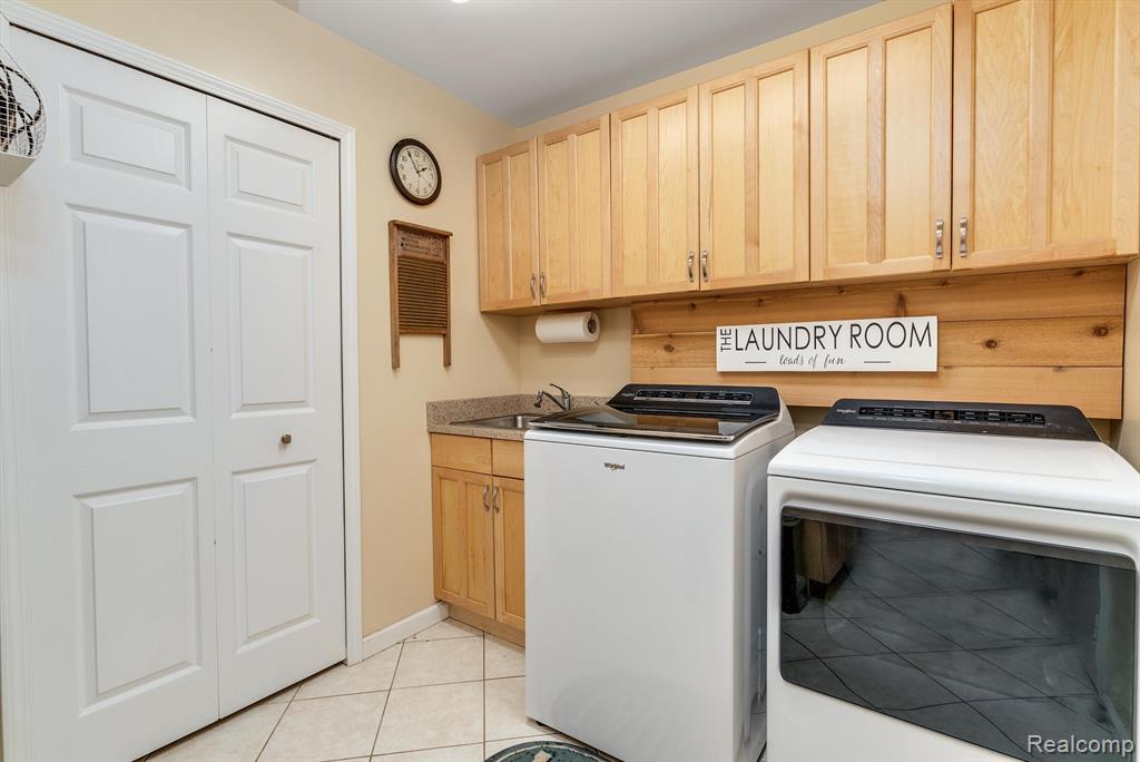 682 Heritage Lane S, Rochester Hills, MI 48309 — Photo 23