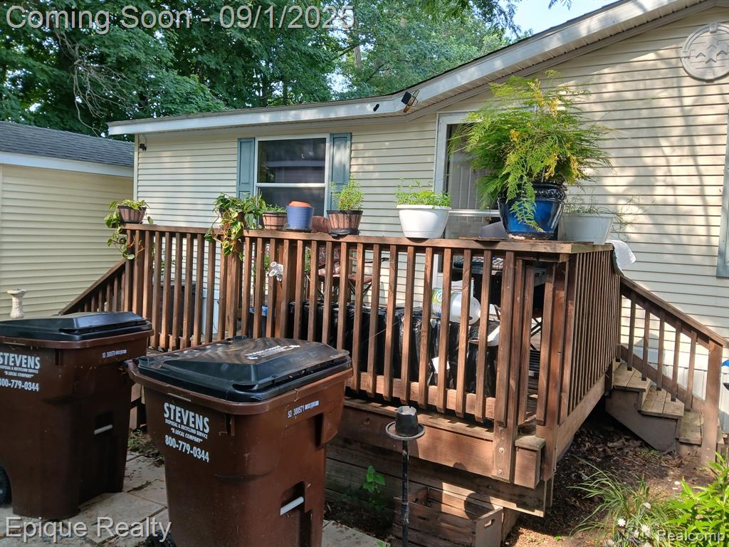 75 Carmell, Belleville, MI 48111 — Photo 3
