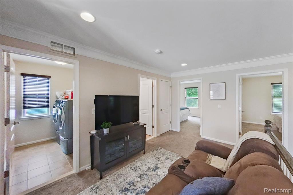 50736 SEVILLA Circle, Novi, MI — Photo 31
