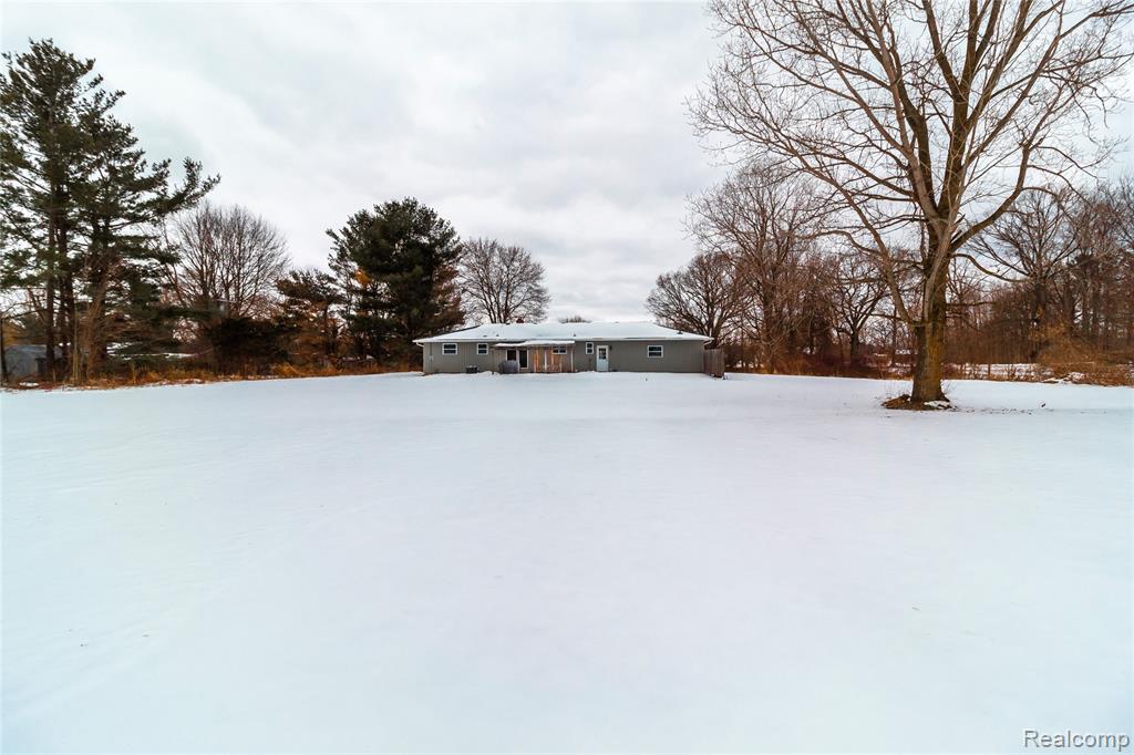 2238 Farnsworth Road, Lapeer, MI 48446 — Photo 30