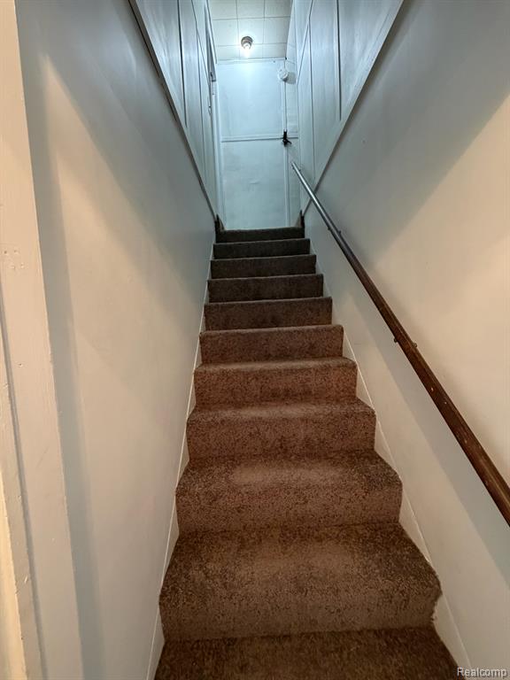18034 Tracey Street, Detroit, MI 48235 — Photo 13