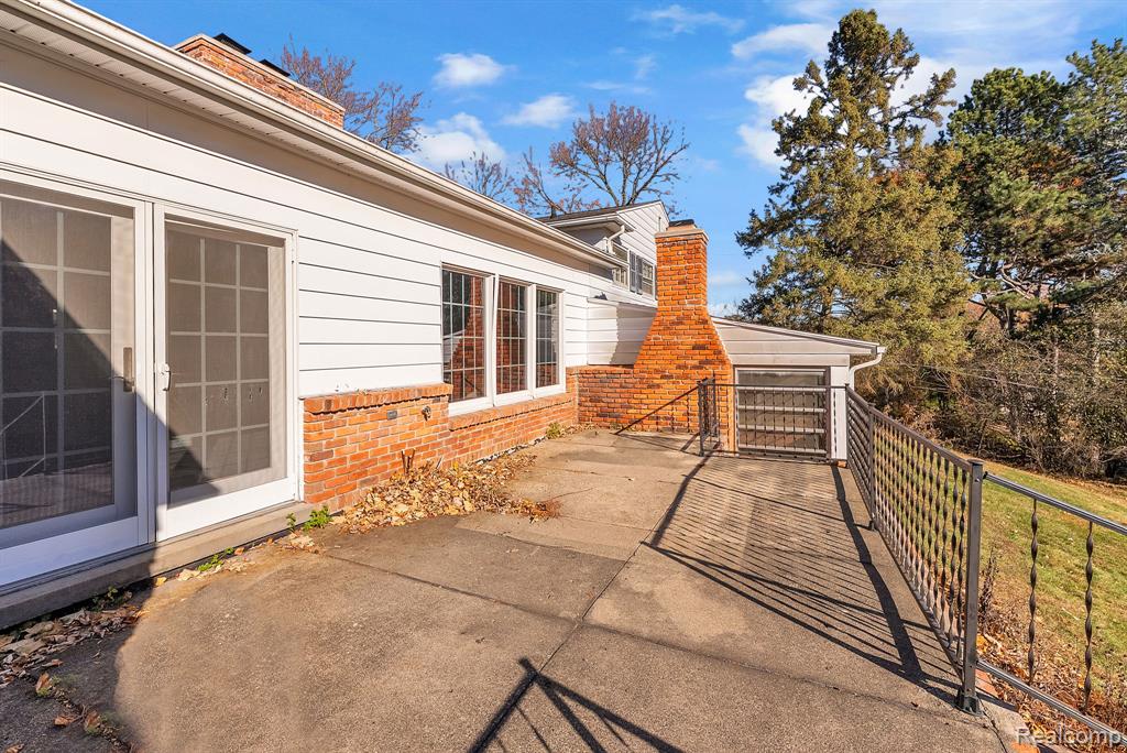 4265 Pine Tree Trail, Bloomfield Hills, MI 48302 — Photo 41