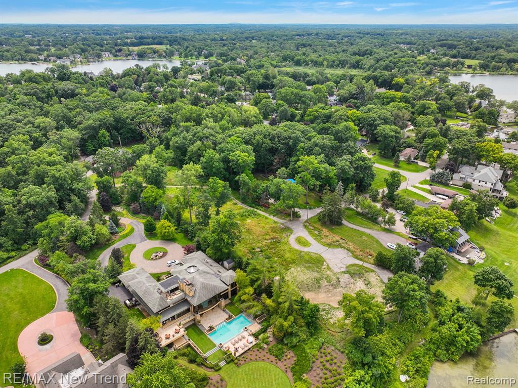 4796 DOW RIDGE Road, Orchard Lake Village, MI 48324 — Photo 25