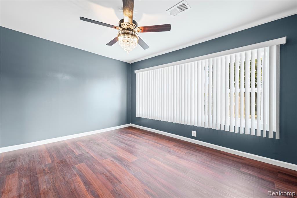 8419 Paige Avenue, Warren, MI 48089 — Photo 16