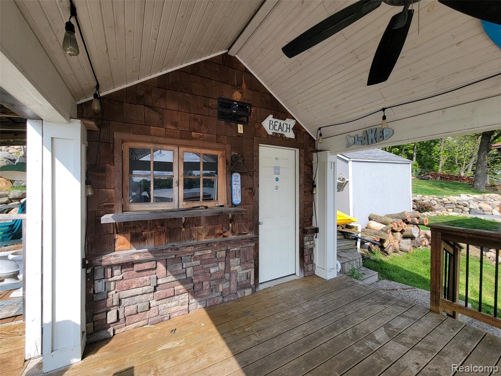 9635 Norman Road, Clarkston, MI 48348 — Photo 7