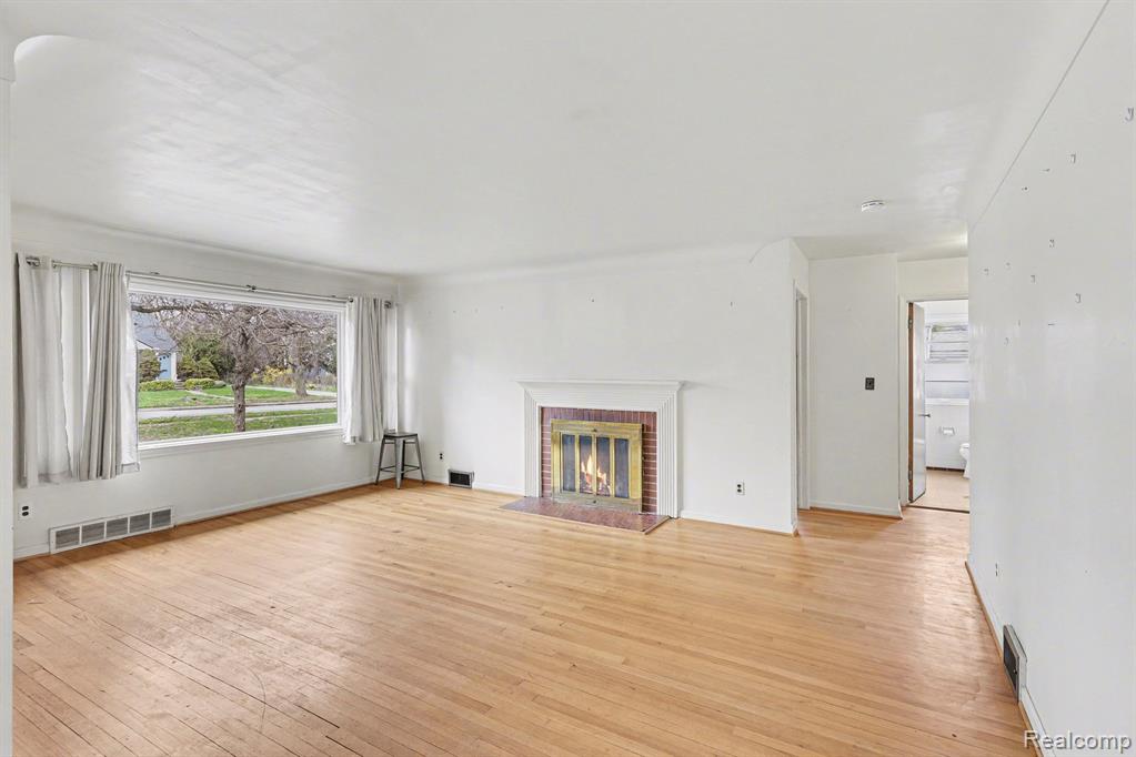 350 N Mansfield Street, Ypsilanti, MI 48197 — Photo 7