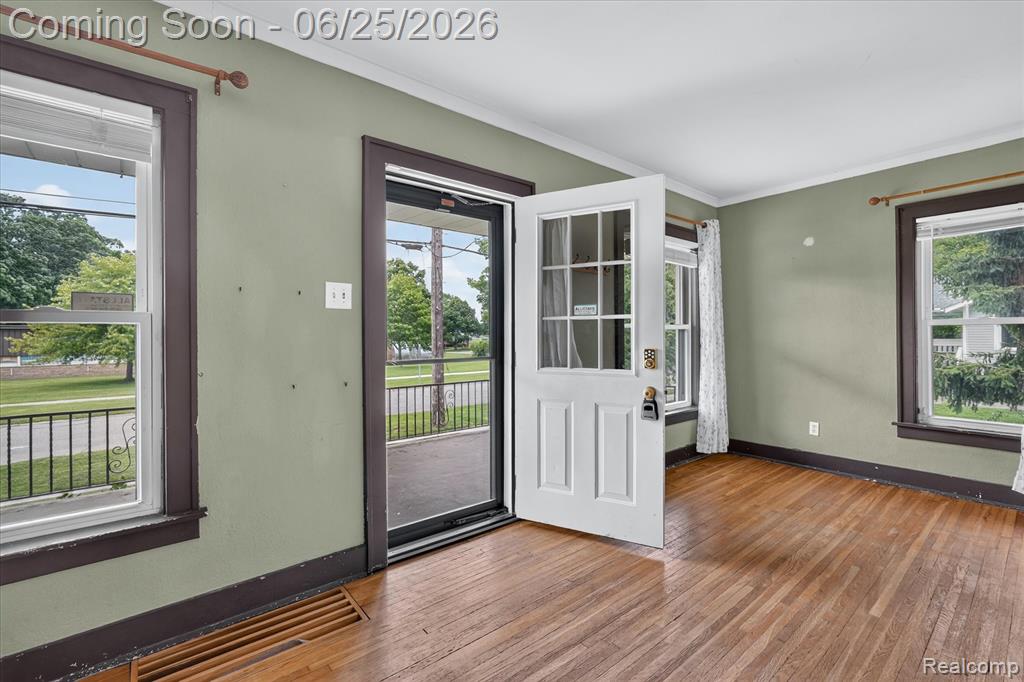 4110 Ogema Avenue, Flint, MI 48507 — Photo 5
