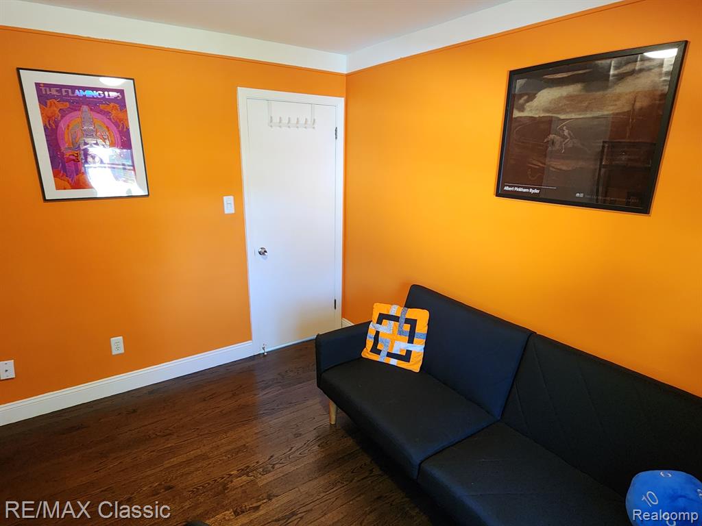 621 SYMES Avenue, Royal Oak, MI 48067 — Photo 19