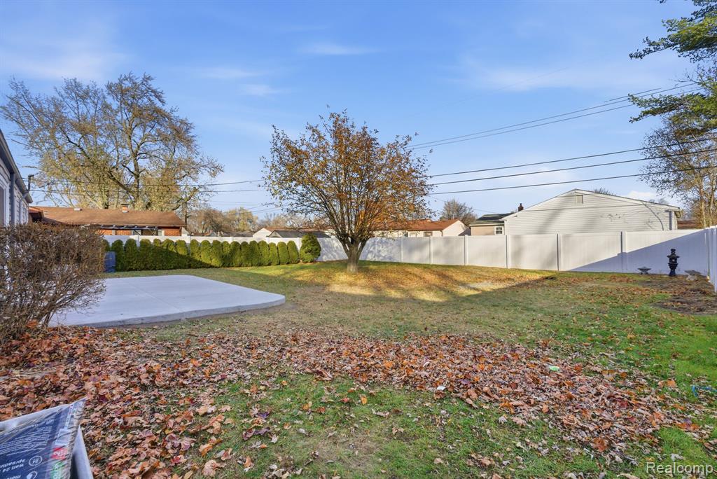 42142 Betley Drive, Sterling Heights, MI 48313 — Photo 7