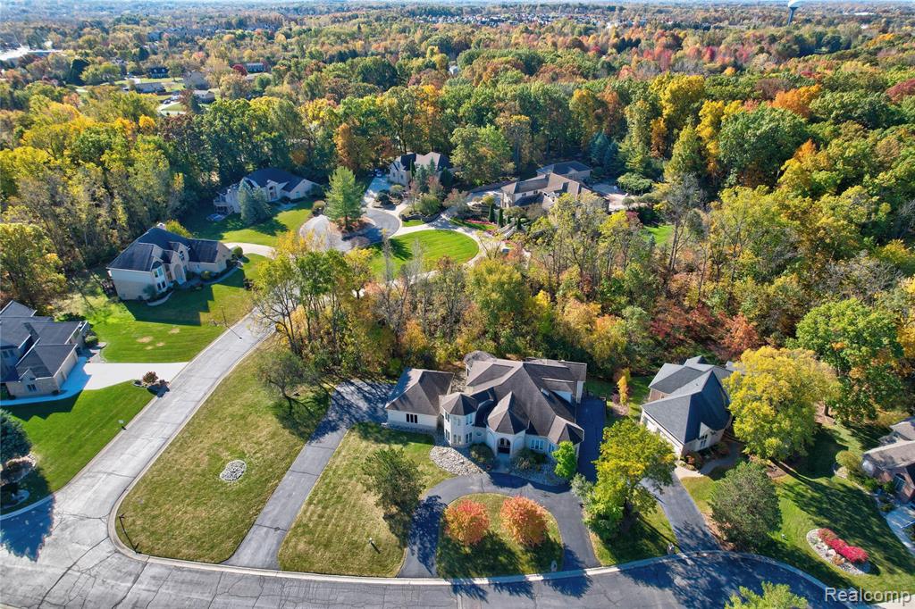 5166 Warwick Woods Trail, Grand Blanc, MI 48439 — Photo 32