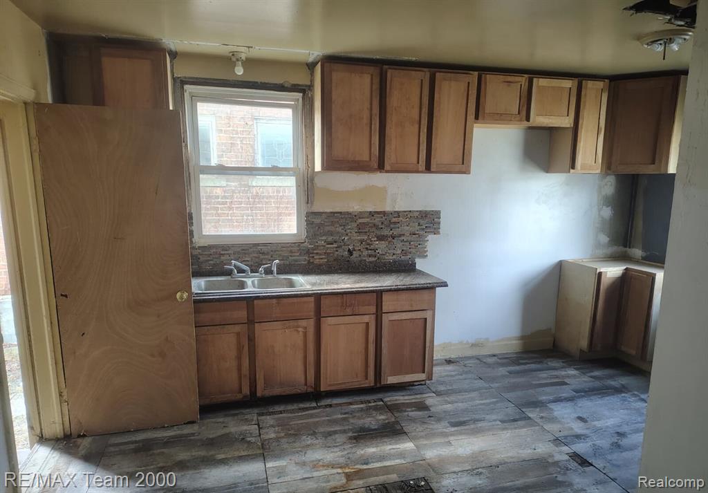 16516 Appoline Street, Detroit, MI 48235 — Photo 12