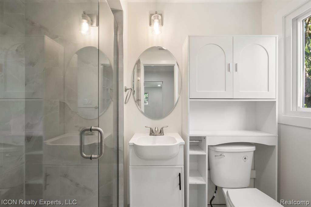4089 Aberdeen Court, West Bloomfield, MI 48323 — Photo 35