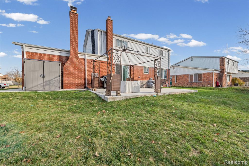 18250 Ryanwood Drive, Riverview, MI 48193 — Photo 31