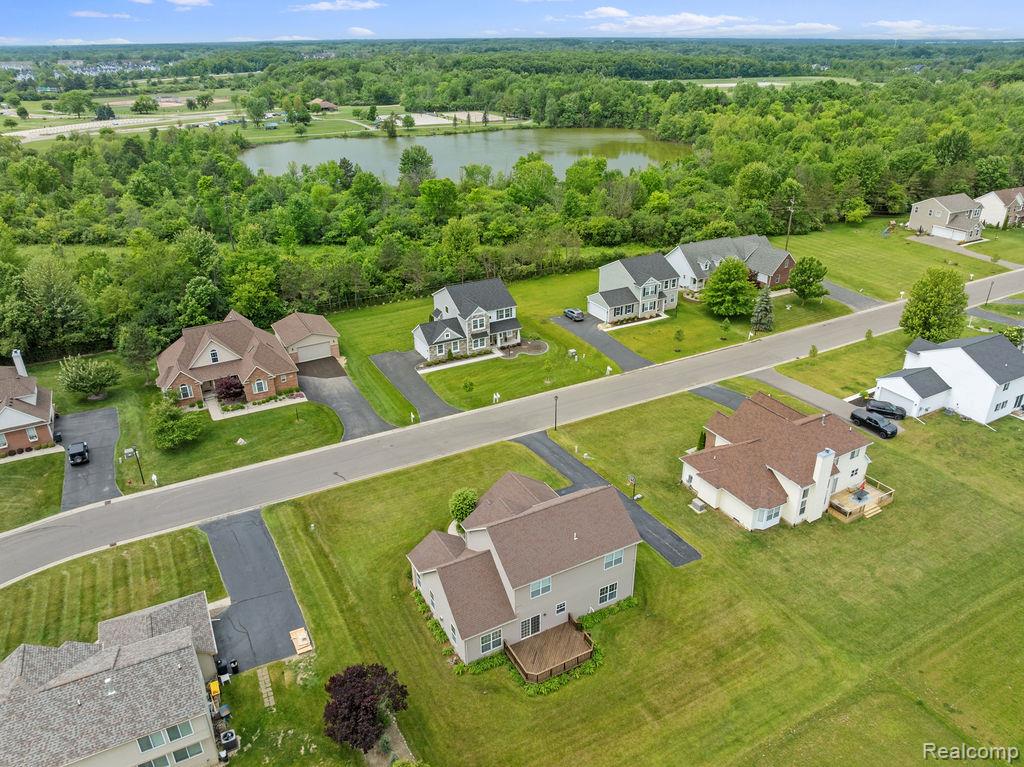 7190 Westminster Circle, Grand Blanc, MI 48439 — Photo 54