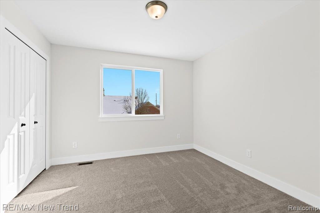8511 JOSEPH Street, Commerce Twp, MI 48382 — Photo 23