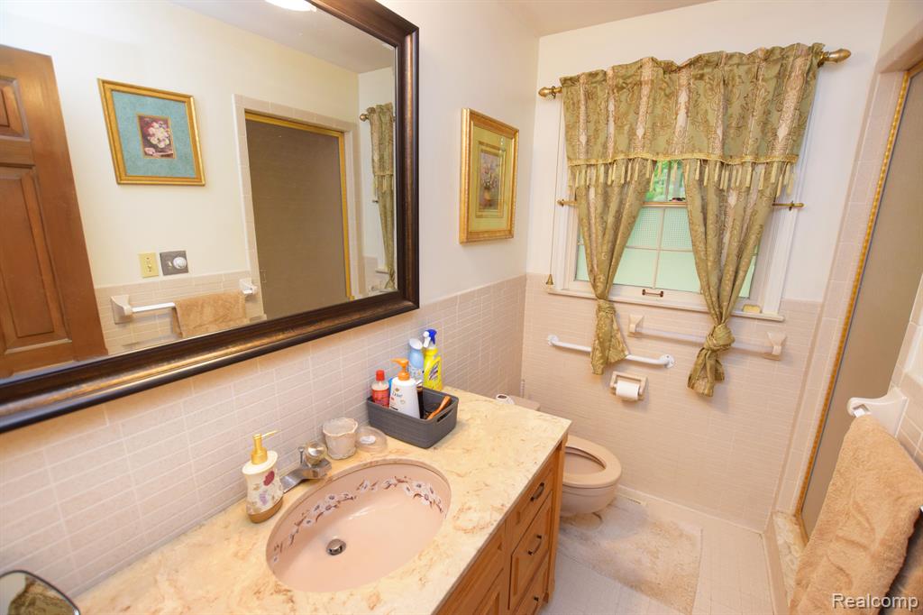 6196 SIERRA Pass, Flint, MI 48532 — Photo 16