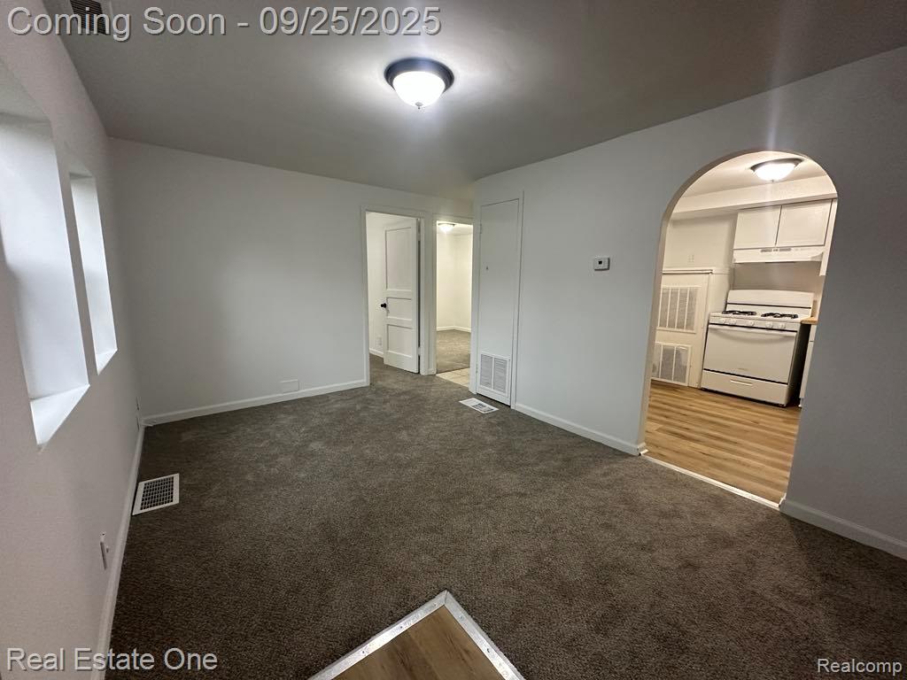 982 S Chestnut Street, Owosso, MI 48867 — Photo 3