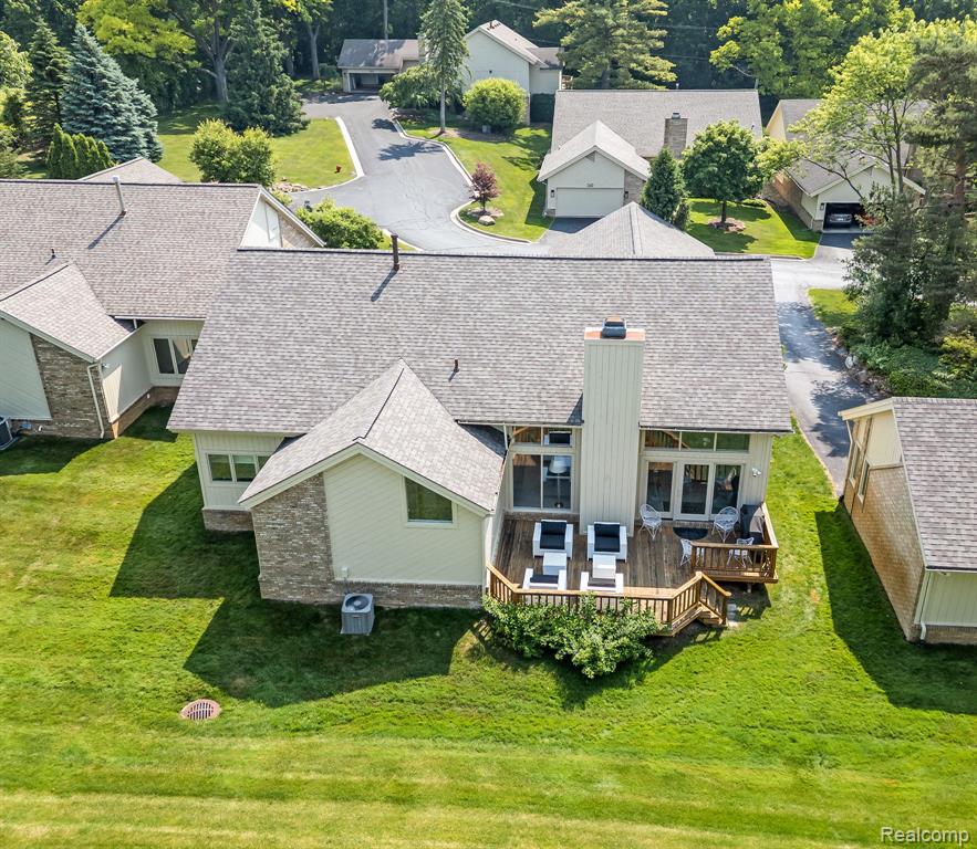 6420 Apple Grove Lane, Bloomfield Hills, MI 48301 — Photo 32