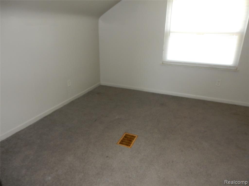 6782 Evergreen Avenue, Detroit, MI 48228 — Photo 14