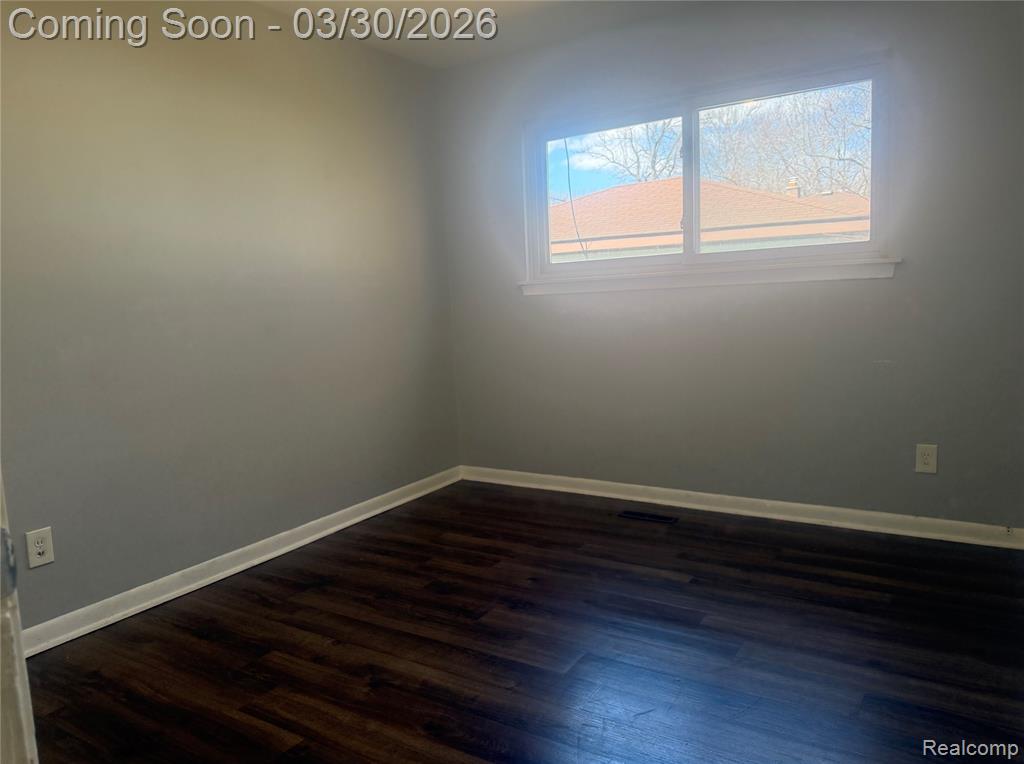 4631 ZIEGLER Street, Dearborn Heights, MI 48125 — Photo 13